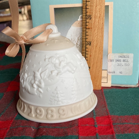 LLADRO CHRISTMAS BELLS ORNAMENTS ‘88 & ‘89 lot of 2 $35 - Picture 9 of 11